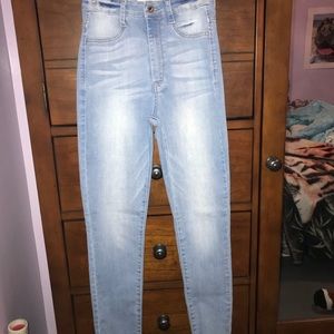 NWOT. 2 for 1 FASHION NOVA JEANS!!!